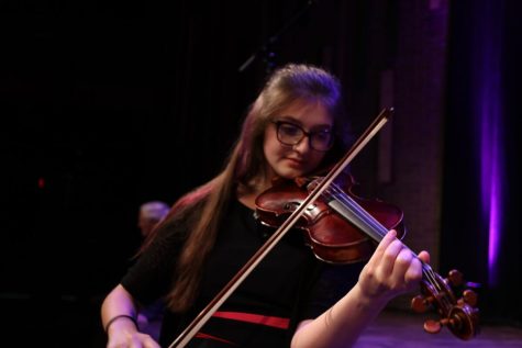 Young musician seeks to revive bluegrass